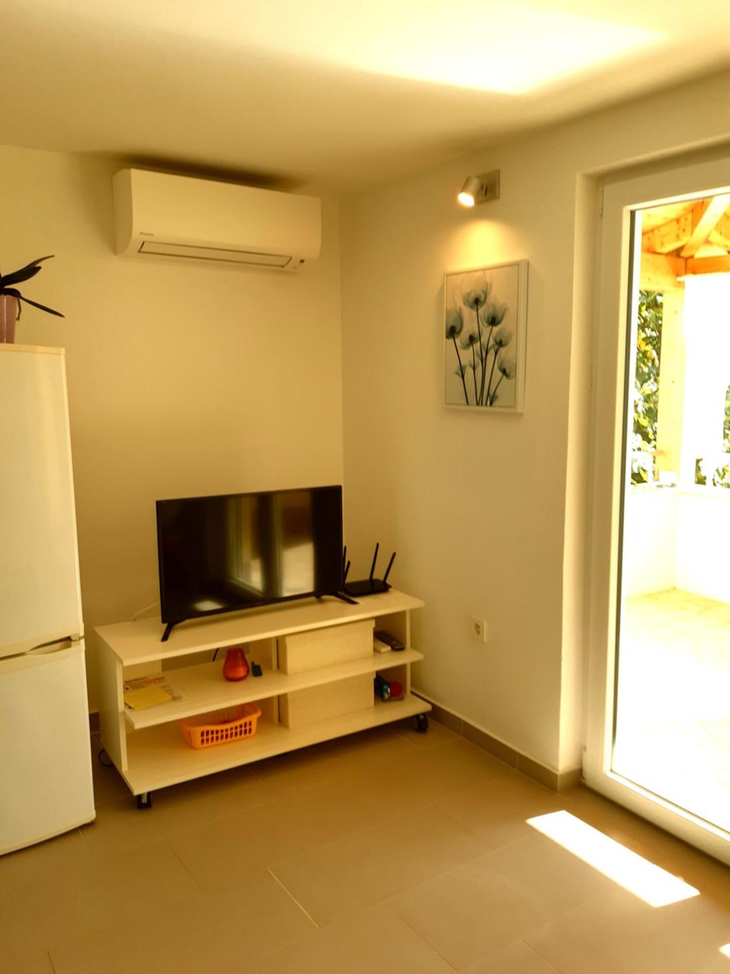 Apartment Marija Premantura Exterior photo